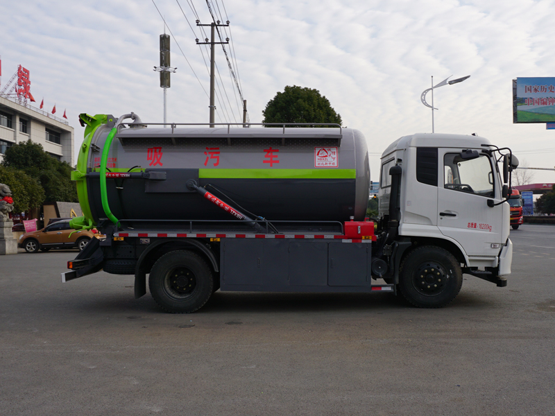 中潔牌XZL5166GXW6型吸污車(chē)